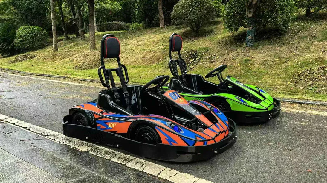 Thanh niên điện Go-Kart